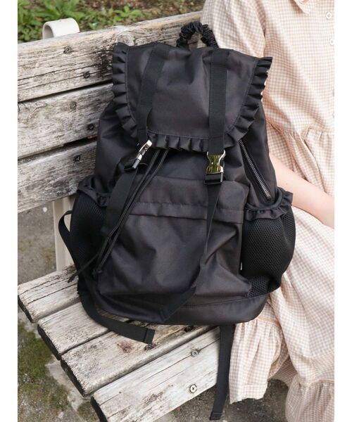 merry jenny（メリージェニー）の「フリルバックパック（バックパック/リュック・レディース・ブラック・FREE）」の3枚目の写真