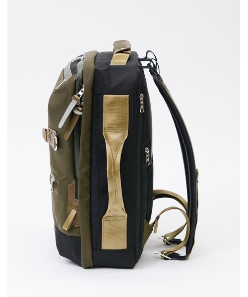 master-piece（マスターピース）の「master-piece / potential　2WAYバックパック / 01752-v3（バックパック/リュック・メンズ・ネイビー/イエロー/ブラック/オリーブ・FREE）」の20枚目の写真