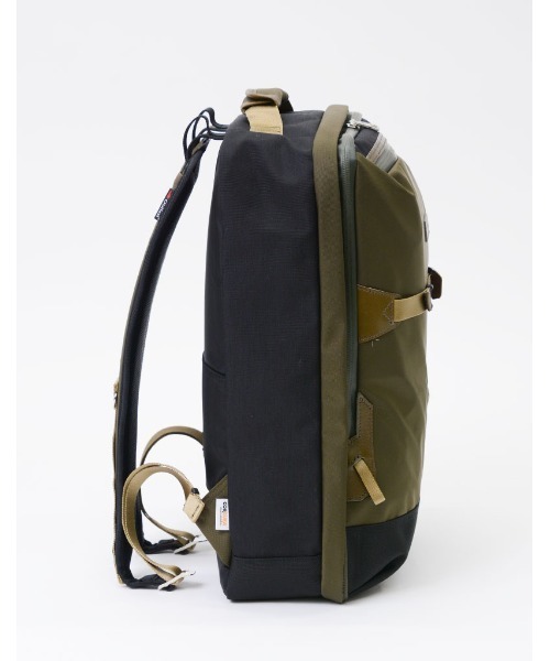 master-piece（マスターピース）の「master-piece / potential　2WAYバックパック / 01752-v3（バックパック/リュック・メンズ・ネイビー/イエロー/ブラック/オリーブ・FREE）」の22枚目の写真