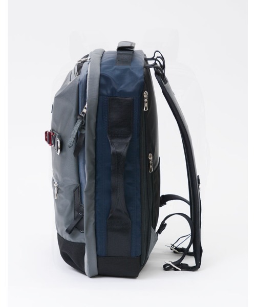 master-piece（マスターピース）の「master-piece / potential　2WAYバックパック / 01752-v3（バックパック/リュック・メンズ・ネイビー/イエロー/ブラック/オリーブ・FREE）」の14枚目の写真