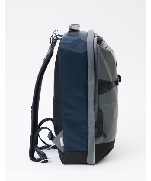 master-piece（マスターピース）の「master-piece / potential　2WAYバックパック / 01752-v3（バックパック/リュック・メンズ・ネイビー/イエロー/ブラック/オリーブ・FREE）」の16枚目の写真