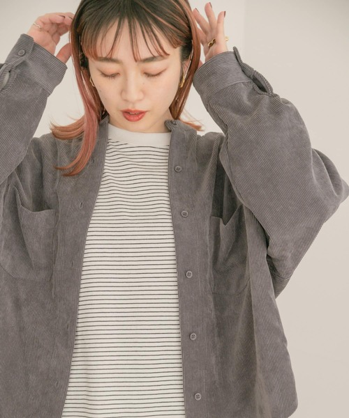 ITEMS URBANRESEARCH（アイテムズ アーバンリサーチ）の「ラウンドロングTシャツ（Tシャツ/カットソー・レディース・オフホワイト/グリーン/その他1/スミクロ・FREE）」の15枚目の写真