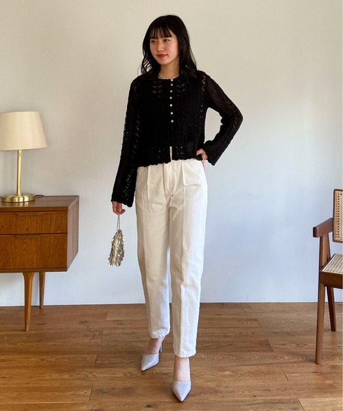 EPIMI E'PIMMY（エピミエピミー）の「透かし編みペプラムニットカーディガン（ニット/セーター・レディース・ブラック/ベージュ/オフホワイト・MEDIUM）」の6枚目の写真