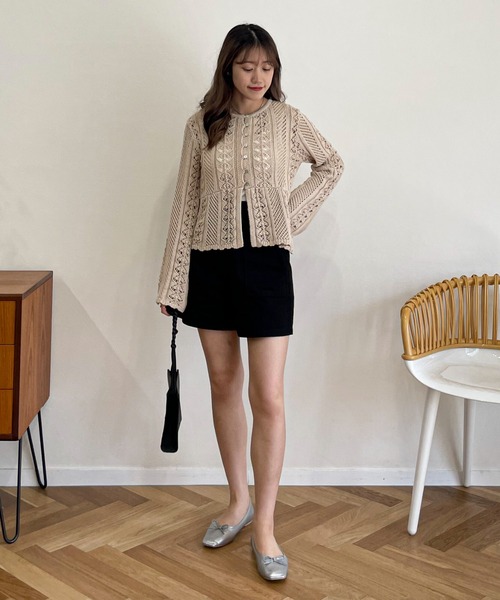 EPIMI E'PIMMY（エピミエピミー）の「透かし編みペプラムニットカーディガン（ニット/セーター・レディース・ブラック/ベージュ/オフホワイト・MEDIUM）」の14枚目の写真