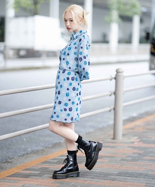 X-girl（エックスガール）の「APPLE GIRL SHEER SHIRT（シャツ/ブラウス・レディース・ブラック/ベージュ/ライトブルー・S/M）」の14枚目の写真