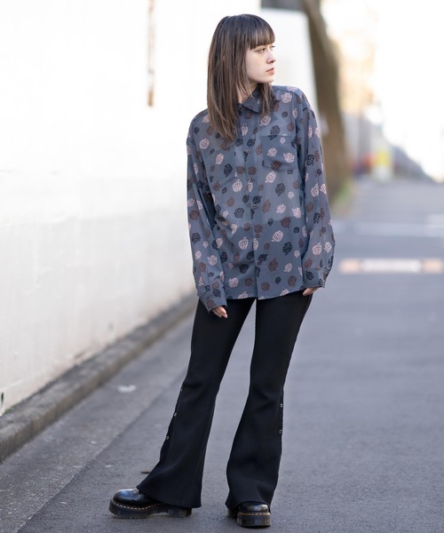 X-girl（エックスガール）の「APPLE GIRL SHEER SHIRT（シャツ/ブラウス・レディース・ブラック/ベージュ/ライトブルー・S/M）」の7枚目の写真