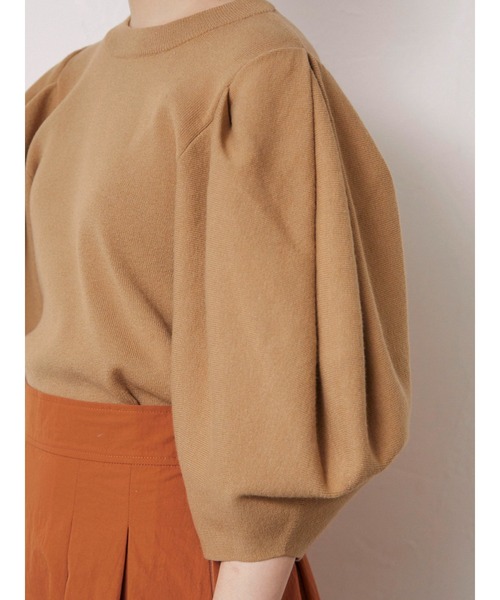 armonia(アルモニーア)の「armonia.袖ボリュームニットプルオーバー(ニット/セーター・レディース・ブラック/ブラウン/オフホワイト・FREE)」の6枚目の写真