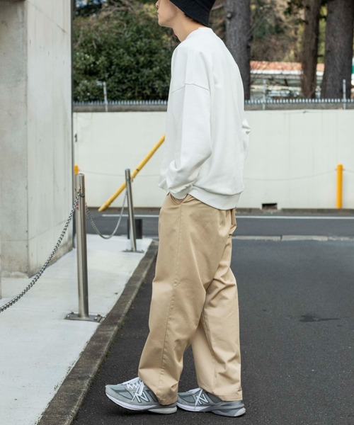 WEGO(ウィゴー)の「WEGO/シンプルロゴ刺繍プルオーバー(スウェット・メンズ・ホワイト/ダークグレー・LARGE/MEDIUM)」の4枚目の写真