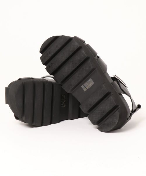 Fabby fabby（ファビィーファビィー）の「グルカスポーツサンダル  / グルカサンダル（サンダル・レディース・ブラック/オフホワイト・LARGE/MEDIUM/SMALL）」の4枚目の写真