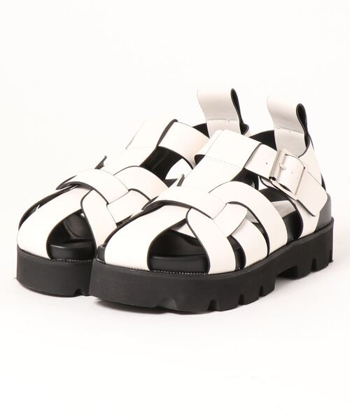 Fabby fabby（ファビィーファビィー）の「グルカスポーツサンダル  / グルカサンダル（サンダル・レディース・ブラック/オフホワイト・LARGE/MEDIUM/SMALL）」の5枚目の写真