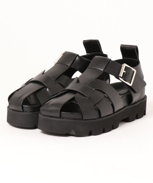 Fabby fabby（ファビィーファビィー）の「グルカスポーツサンダル  / グルカサンダル（サンダル・レディース・ブラック/オフホワイト・LARGE/MEDIUM/SMALL）」の6枚目の写真