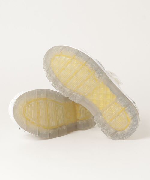 Dr. Martens(ドクターマーチン)の「Dr.Martens TRACT PEARSON WHITE ELEMENT+WEBBING / ドクターマーチン トラクト パーソン(サンダル・レディース・ホワイト・UK5/UK7/UK6/UK4/UK3)」の7枚目の写真