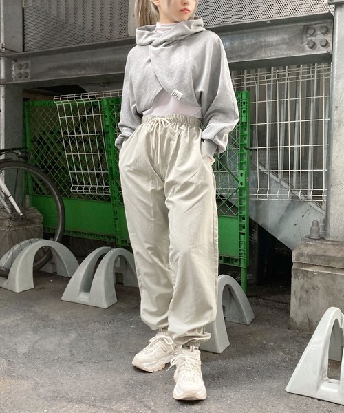 pggボレロパーカーホワイト Figments（フィグメンツ）の「ボレロパーカー（パーカー）」 - WEAR
