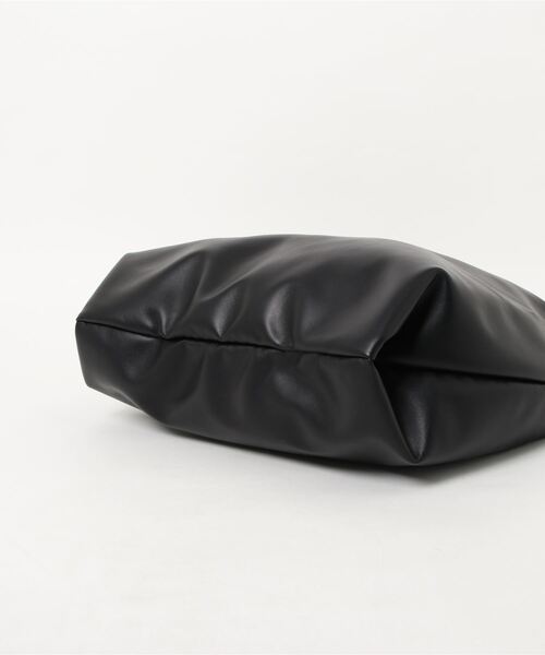 HONEYSUCKLE ROSE（ハニーサックルローズ）の「【HONEYSUCKLE ROSE】ソフトＰＵショッパー（トートバッグ・レディース・シルバー/ブラック・フリー）」の7枚目の写真