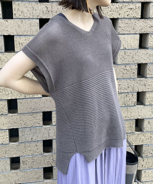 COMME CA ISM(コムサイズム)の「和紙 ホールガーメント(R) ニット(ニット/セーター・レディース・ホワイト/ピンク/チャコール・FREE)」の2枚目の写真