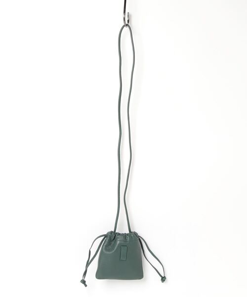 Levi's（リーバイス）の「LEVI’S ACCESSORY DIANA ランヤードバッグ（ボディバッグ/ウエストポーチ・レディース・グリーン・OS）」の2枚目の写真