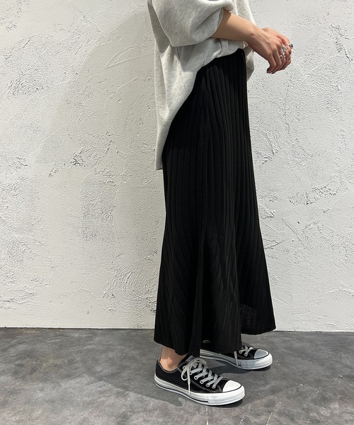 apres jour mignon(アプレジュールミニョン)の「リブニットマーメイドスカート【ZOZOTOWN限定アイテム】(スカート・レディース・ブラック/アイボリー・X-LARGE/SMALL/MEDIUM)」の10枚目の写真