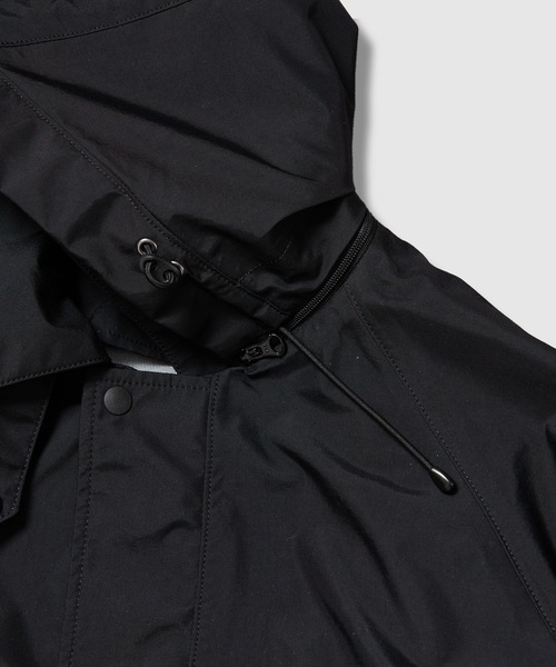HOLIDAY(ホリデイ)の「WIND COAT (WATER PROOF) ウィンドコート (ウォータープルーフ)(ナイロンジャケット・レディース・ブラック/ベージュ・ONE SIZE)」の17枚目の写真