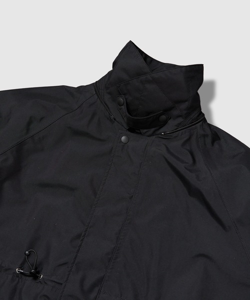 HOLIDAY(ホリデイ)の「WIND COAT (WATER PROOF) ウィンドコート (ウォータープルーフ)(ナイロンジャケット・レディース・ブラック/ベージュ・ONE SIZE)」の13枚目の写真