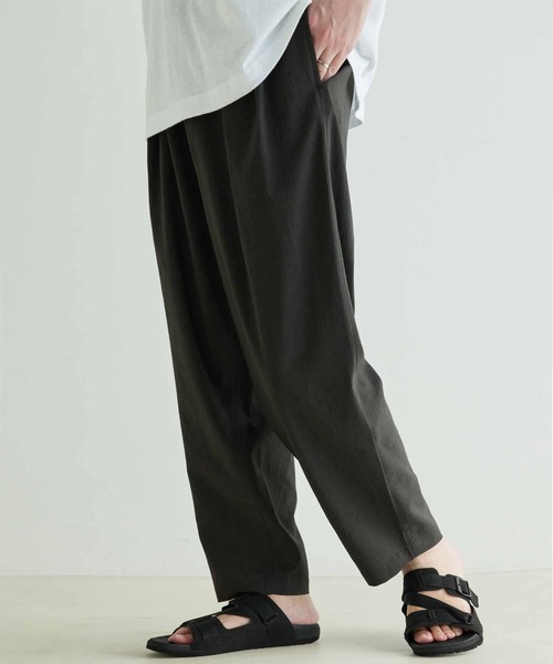 ADAM ET ROPE'（アダムエロペ）の「【RIRANCHA】吸水速乾 ワイド テーパード アンクルパンツ/イージーケア（その他パンツ・メンズ・ブラック/ライトグリーン・S/M/L）」の4枚目の写真