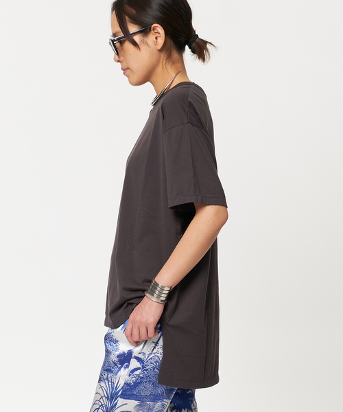 AP STUDIO（エーピーストゥディオ）の「SCENTOF シルキーコットンTシャツ（Tシャツ/カットソー・レディース・ブラック/ホワイト/チャコールグレー・FREE）」の6枚目の写真