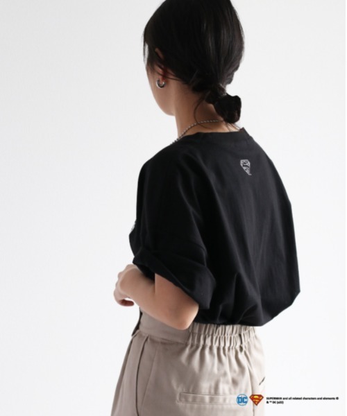 DISCUS(ディスカス)の「DISCUS『SUPERMAN』ビッグシルエットTシャツ(Tシャツ/カットソー・レディース・ブラック/ホワイト・M)」の6枚目の写真