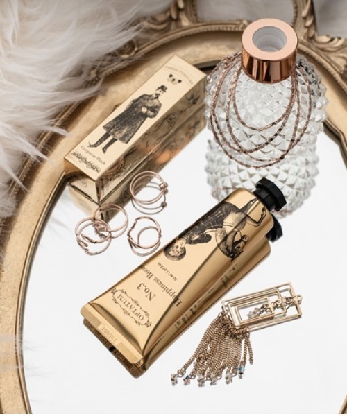 BIRTHDAY BAR(バースデイバー)の「【OPTATUM】 Perfume Hand Cream パフューム ハンドクリーム(ハンドケア/ハンドクリーム・レディース・その他1/その他2/その他3/その他4/その他5/その他6/その他7/その他8/その他9/その他10/ホワイト系その他2/ゴールド・フリー/0)」の18枚目の写真