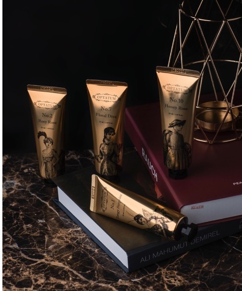 BIRTHDAY BAR(バースデイバー)の「【OPTATUM】 Perfume Hand Cream パフューム ハンドクリーム(ハンドケア/ハンドクリーム・レディース・その他1/その他2/その他3/その他4/その他5/その他6/その他7/その他8/その他9/その他10/ホワイト系その他2/ゴールド・フリー/0)」の17枚目の写真