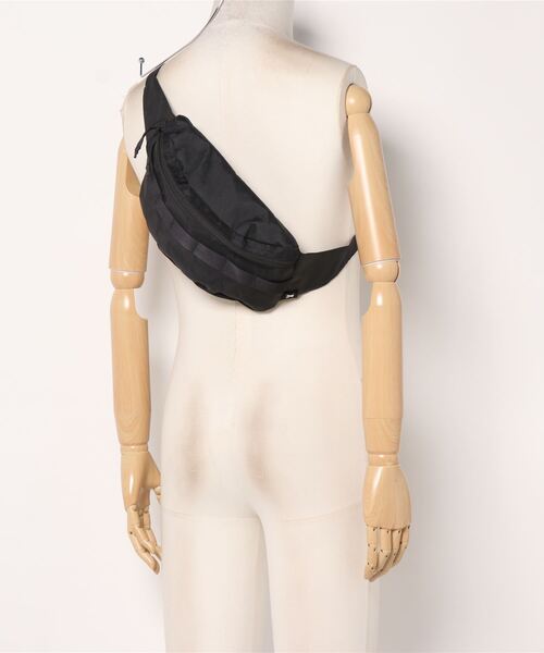 MAKAVELIC(マキャベリック)の「《MAKAVELIC》RICO SEPARATE WAIST POUCH BAG(ボディバッグ/ウエストポーチ・レディース・ブラック/グリーン・FREE)」の3枚目の写真