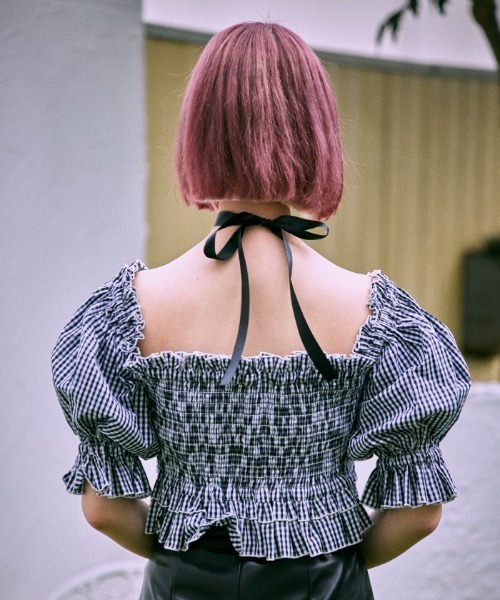 FickleBebe(フィクルベベ)の「フリルオフショルダーブラウス(シャツ/ブラウス・レディース・A/ブラック/ホワイト・0/1)」の9枚目の写真