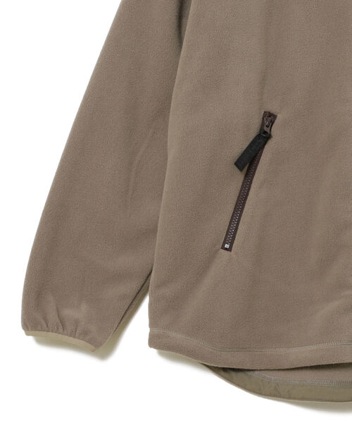 WILD THINGS(ワイルドシングス)の「<UNISEX>WILD THINGS × BEAMS GOLF / 別注 POLARTEC(R) フリース パーカ(ブルゾン・メンズ・ブラック/ベージュ・S/M/L)」の10枚目の写真