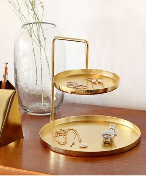 BIRTHDAY BAR（バースデイバー）の「in bloom｜ ツーレイヤートレイ（収納グッズ・レディース・ゴールド・フリー）」の4枚目の写真