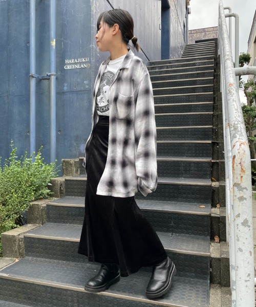 DuKKah（デュカ）の「Dukkah/【低身長向け】ベロアスリットマーメイドスカート（スカート・レディース・ブラック/グレー・X-SMALL）」の13枚目の写真