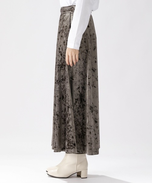 niko and...（ニコアンド）の「ベロアロングフレアスカート（スカート・レディース・グレー/ブラウン/グリーン・FREE）」の13枚目の写真