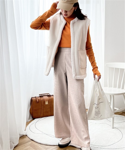 classicalelf（クラシカルエルフ）の「品良くスタイルUP。ぽこぽこエンボス花柄ワイドパンツ（その他パンツ・レディース・ブラック/グリーン/グレイッシュベージュ・SMALL/MEDIUM/LARGE/X-LARGE）」の13枚目の写真