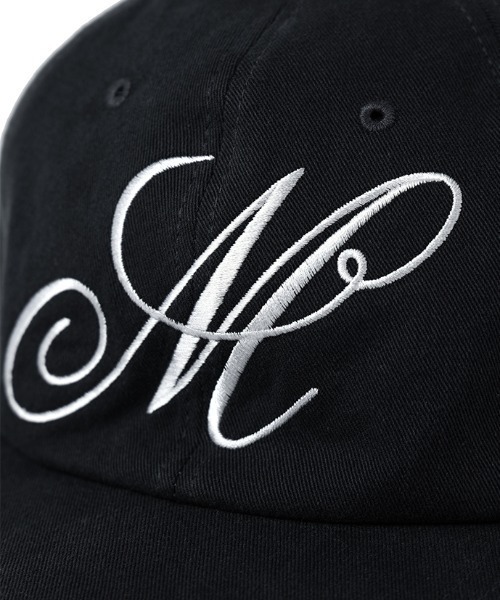 MAHAGRID（マハグリッド）の「『mahagrid/マハグリッド』M LOGO BALL CAP/ロゴデザイン ボールキャップ（キャップ・レディース・ブラック/ネイビー・FREE）」の6枚目の写真