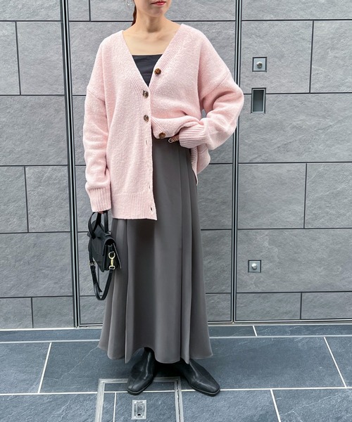 feepur（フェピュール）の「サイドプリーツロングスカート（スカート・レディース・ブラック/グレー/ブラウン・MEDIUM）」の17枚目の写真