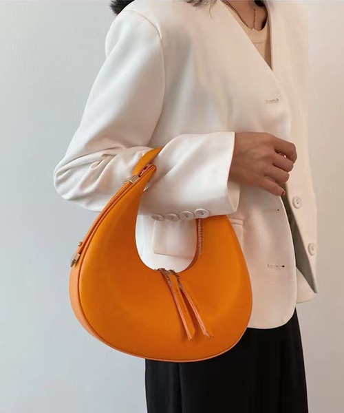 me+em select（ミームセレクト）の「※※【 ２ｗａｙ 】ハーフムーンフォルムハンドバッグ（ハンドバッグ・レディース・ブラック/アイボリー/グリーン/オレンジ・FREE）」の21枚目の写真