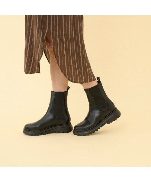 TEMPERATE(テンパレイト)の「TEMPERATE / HENRY / サイドゴアレインブーツ(レインシューズ・レディース・ブラック・36/37/38/39/40)」の6枚目の写真