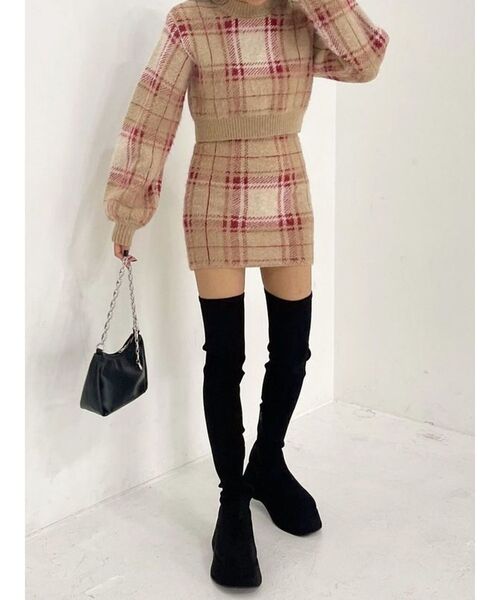 EMODA(エモダ)の「チェックニットミニスカート(スカート・レディース・ブラック/ベージュ/グリーン・FREE)」の20枚目の写真