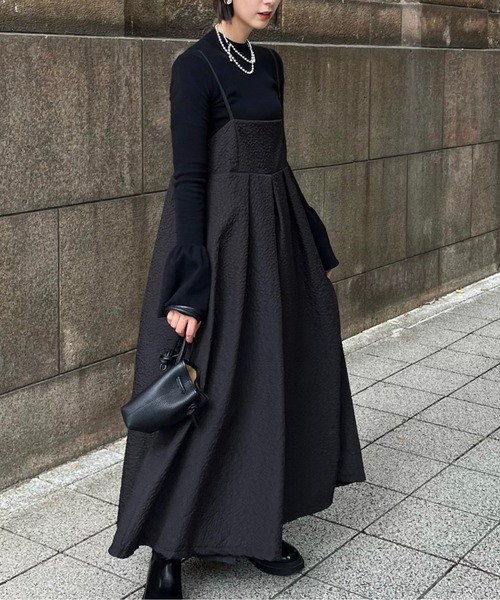 AMELY（エミリー）の「キャミソールワンピース（ワンピース・レディース・ホワイト/ブラック/ネイビー/ブラウン/ライトグレー/ピンク/ブルー/イエロー/グレー系その他/ピンク系その他/ホワイト系その他/ブラック系その他・フリー）」の13枚目の写真