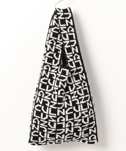 AZUL by moussy(アズールバイマウジー)の「MONOGRAM KNIT MARCHE BAG/モノグラムニットマルシェバッグ(ショルダーバッグ・メンズ・ホワイト系その他/ブラック系その他・FREE)」の3枚目の写真