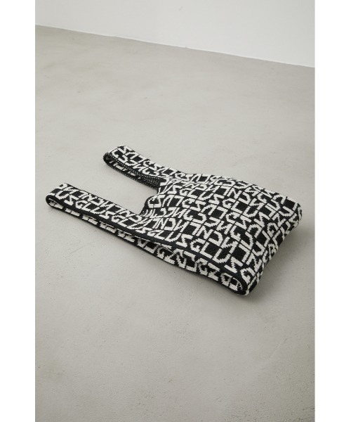 AZUL by moussy(アズールバイマウジー)の「MONOGRAM KNIT MARCHE BAG/モノグラムニットマルシェバッグ(ショルダーバッグ・メンズ・ホワイト系その他/ブラック系その他・FREE)」の6枚目の写真