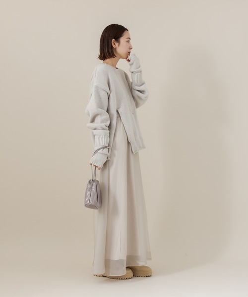 mline（エムライン）の「[mline]アームカバー付スリットニット（ニット/セーター・レディース・チャコールグレー/ライトグレー/パープル・FREE）」の20枚目の写真