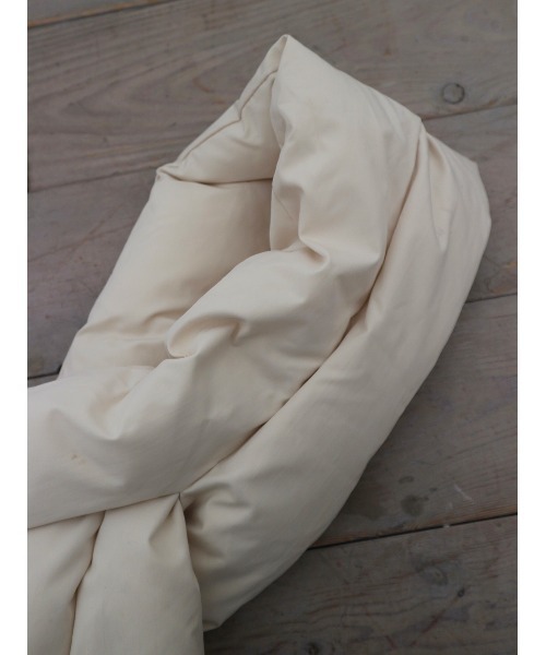 TRUNC（トランクエイティーエイト）の「Padding Big Stall（ストール/ショール・レディース・アイボリー・FREE）」の7枚目の写真