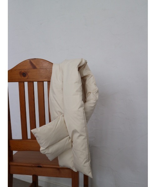 TRUNC（トランクエイティーエイト）の「Padding Big Stall（ストール/ショール・レディース・アイボリー・FREE）」の9枚目の写真