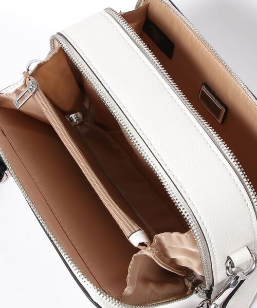 Guess（ゲス）の「LEWISTOWN Double Zip Crossbody（ショルダー