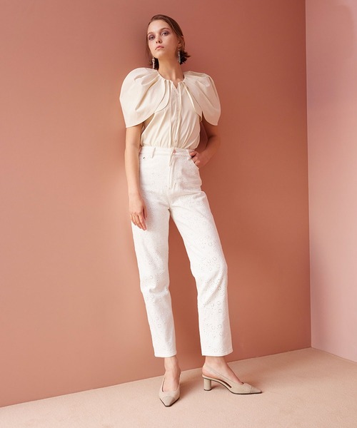 RANDA(ランダ)の「ハイウエストストレートデニム(デニムパンツ・レディース・ブラック/ブルー/ホワイト・0/1)」の17枚目の写真