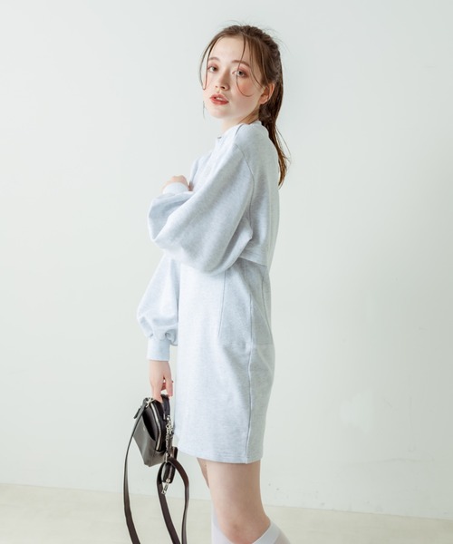 OLIVE des OLIVE(オリーブデオリーブ)の「プチハイスウェットワンピース(ワンピース・レディース・オートミール/オフホワイト/ネイビー・FREE)」の17枚目の写真