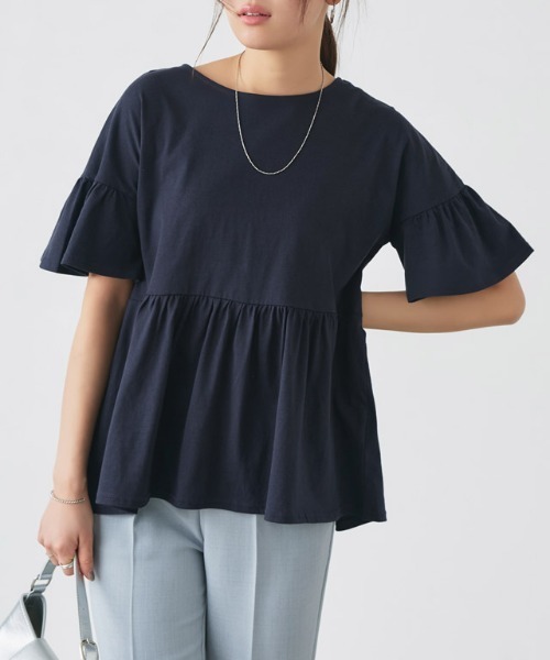 Pierrot（ピエロ）の「綿100％ ギャザーフリルスリーブTシャツ（Tシャツ/カットソー・レディース・ブラック/ライトグレー/ネイビー/オフホワイト/ブルー系その他/パープル系その他/グレイッシュベージュ/チャコール/ブラウン/オリーブ/ミント/イエロー系その他・M/L）」の9枚目の写真